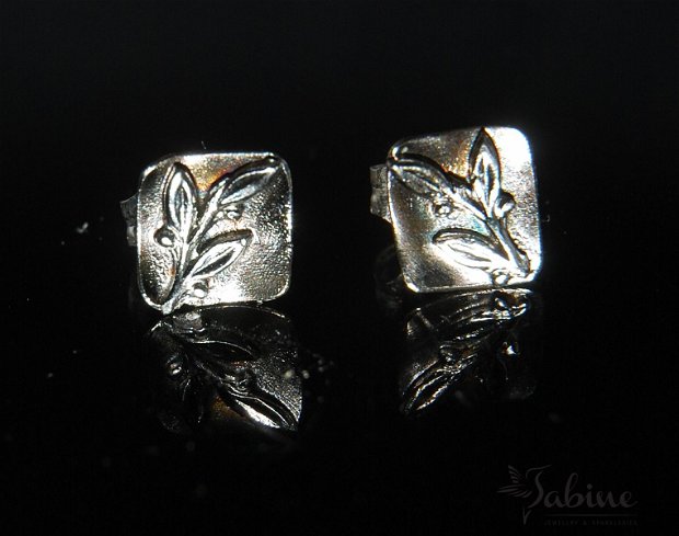 Cercei argint 925 cu frunzulite, cercei mici, cercei cu surub