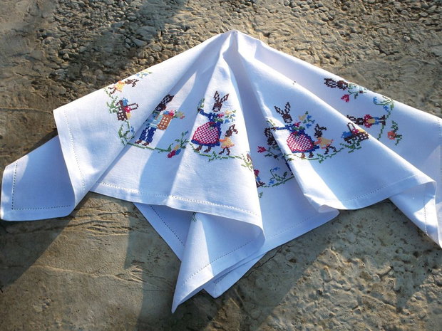 Broderie iepurasi1