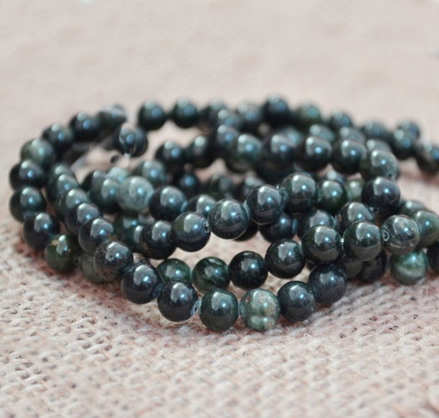 Jad verde inchis 6mm (10 buc) Cod : GSLAK 215