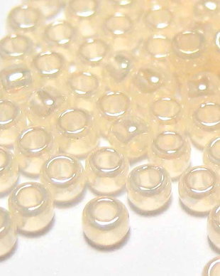 Margele TOHO, 6/0, Ceylon Lt Ivory- 20 grame