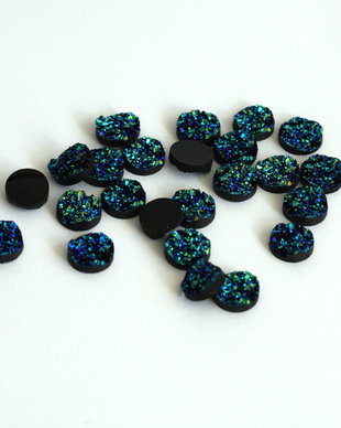 *** Cabochon rasina ***