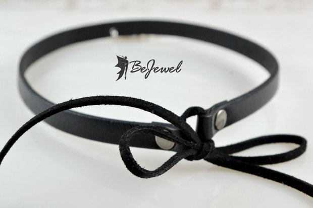 Choker din piele si zamak placat cu argint ''Feather''