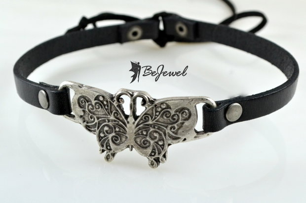 Choker din piele si zamak placat cu argint ''Monarch''