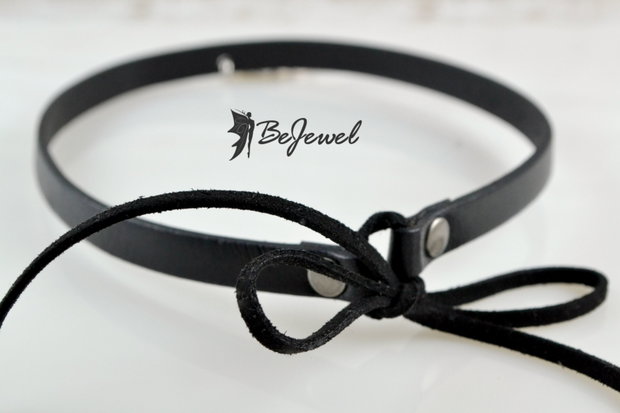 Choker din piele si zamak placat cu argint ''Monarch''