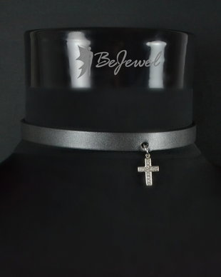 Choker din piele si pandantiv otel inoxidabil ''Anthracite''