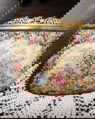 POSETA   VINTAGE ANII 40 , GOBLEN PETIT POINT