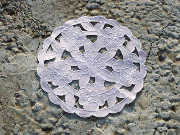Broderie 1-51
