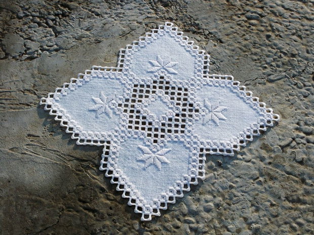 Broderie 1-53