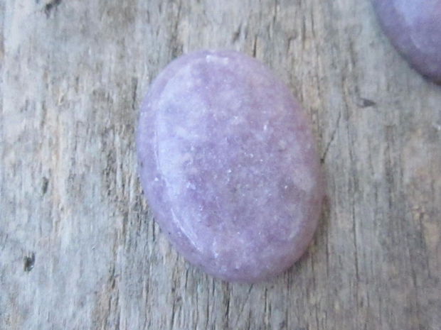 Cabochon lepidolit 40x30mm