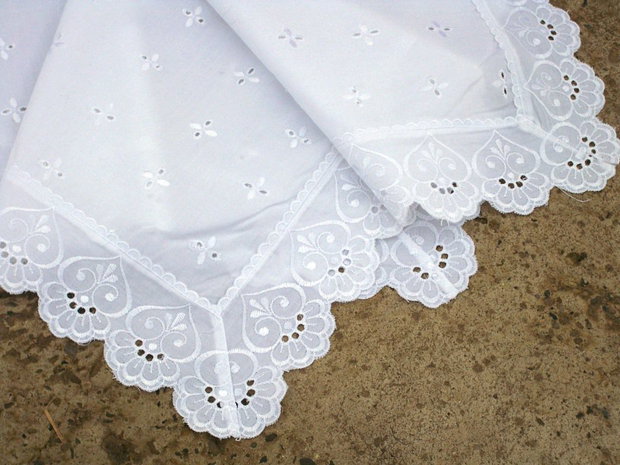 Broderie 1-63