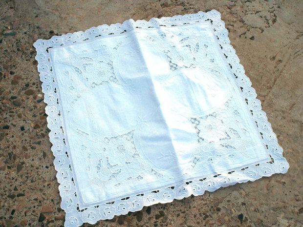Broderie 1-66