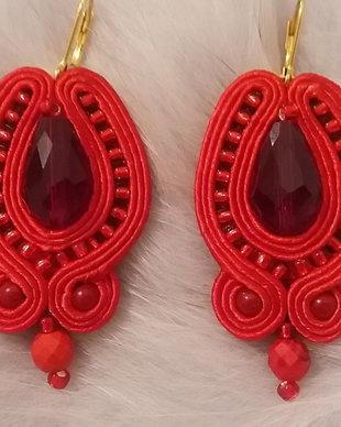 Cercei soutache rosii