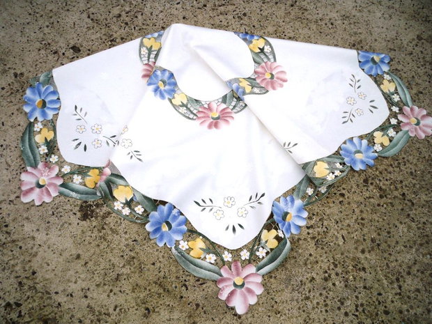 Broderie 1-57