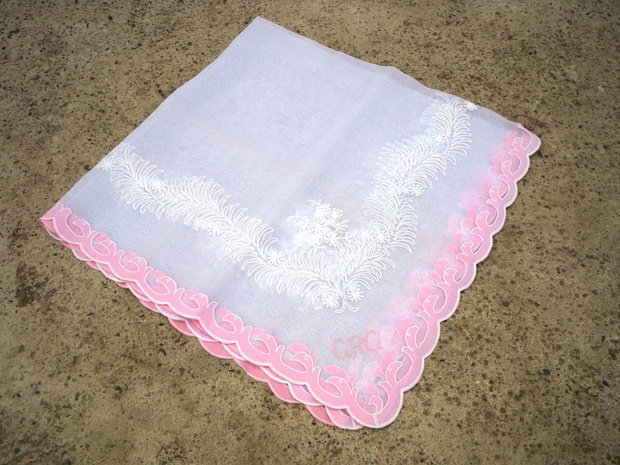 Broderie 72