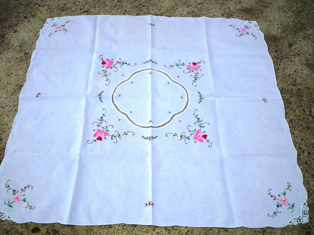 Broderie 73