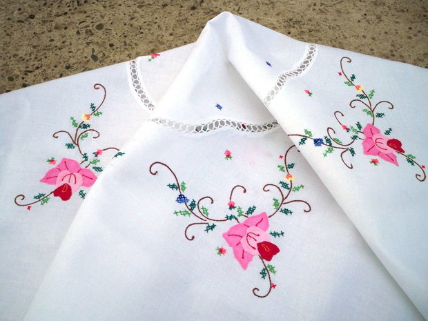 Broderie 73
