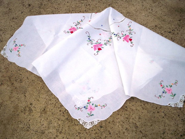 Broderie 73