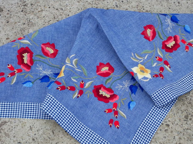 Broderie maci