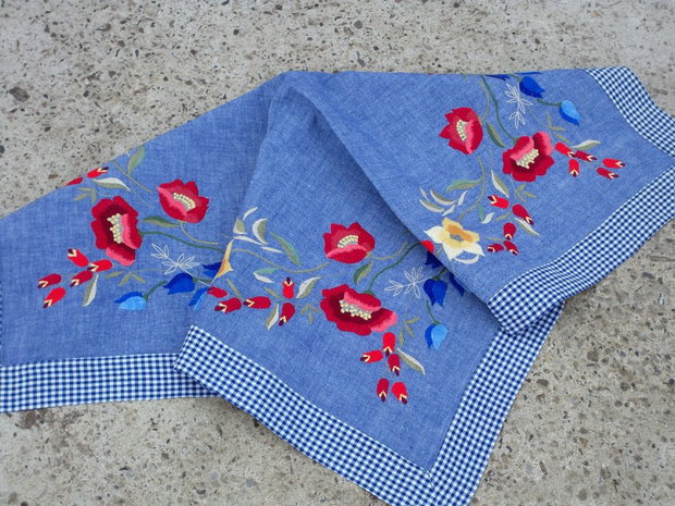 Broderie maci