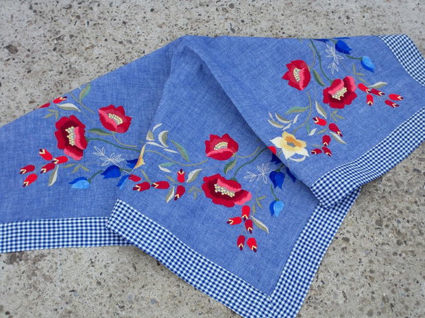Broderie maci