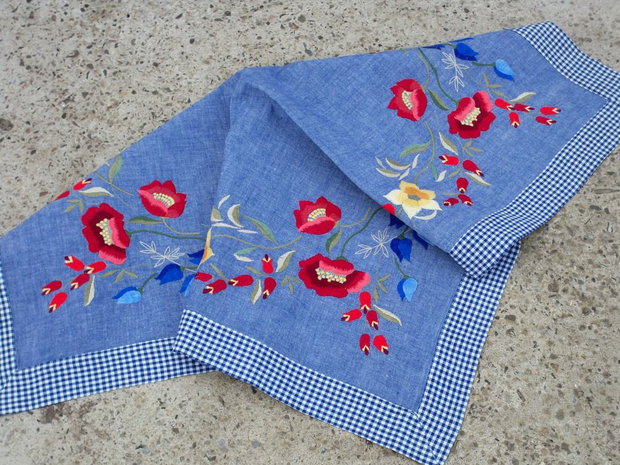 Broderie maci
