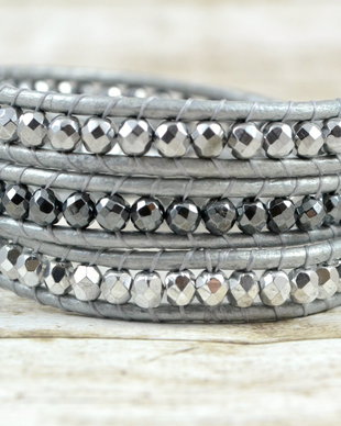 Bratara wrap cu snur de piele, hematit si cristale ''Silver Joy''
