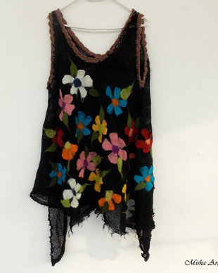 Vesta boho chic cu flori impaslite
