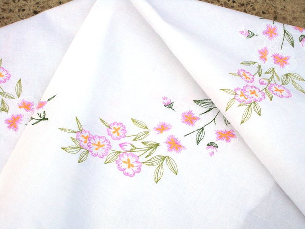 Broderie 1-72