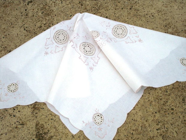 Broderie 1-75