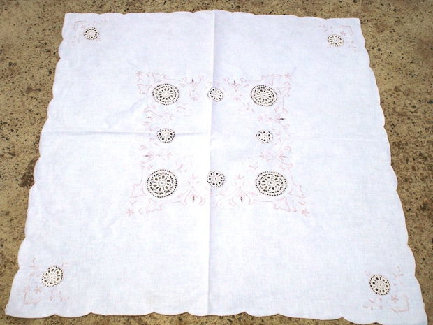 Broderie 1-75