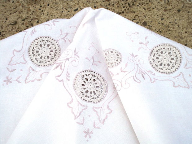 Broderie 1-75