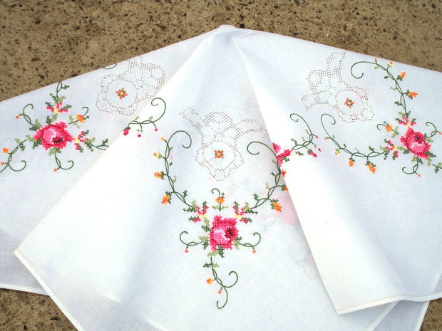 Broderie 1-77