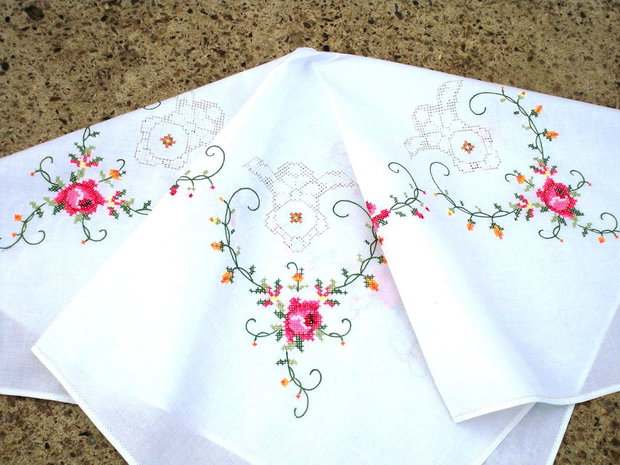 Broderie 1-77