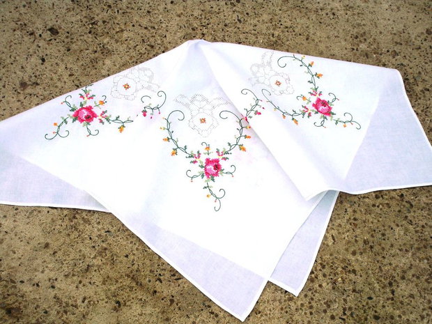 Broderie 1-77