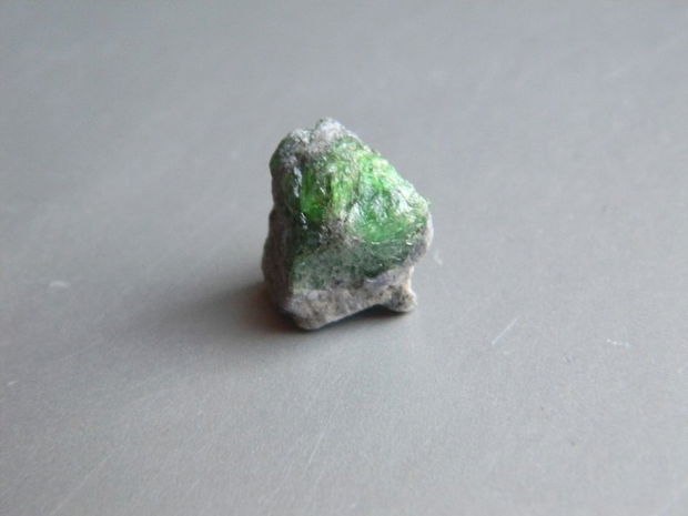 Specimen Tsavorite cu Tanzanite (2.12)