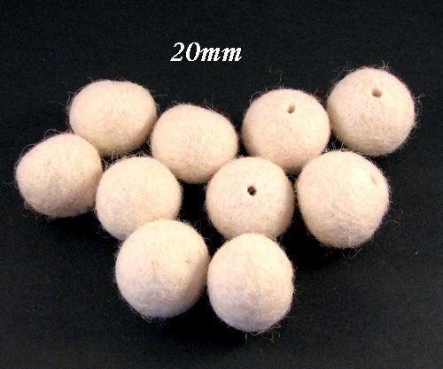 9189 - (10buc) Bile fetru, lana impaslita, 20mm, alb ivoire