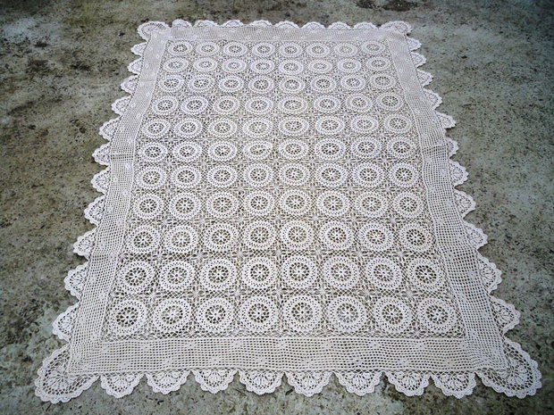Dantela 230