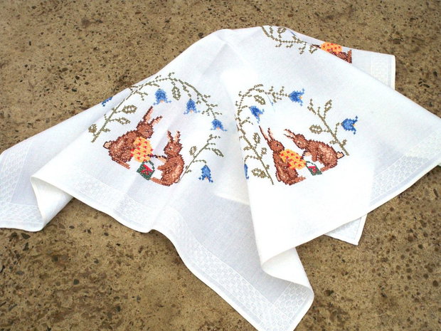 Broderie 1-81