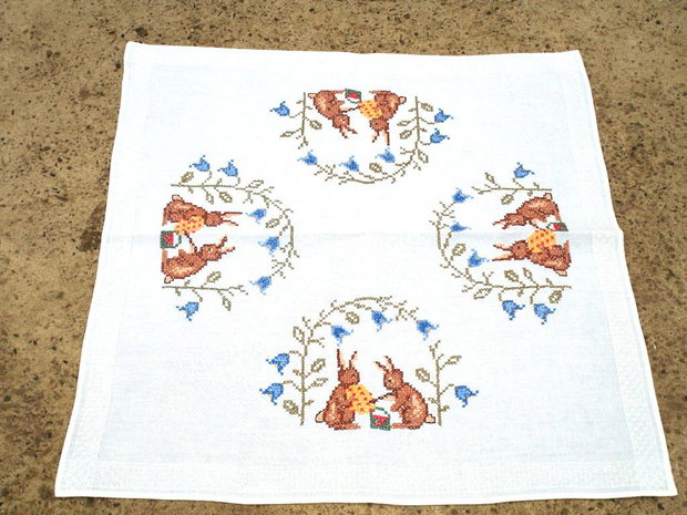 Broderie 1-81