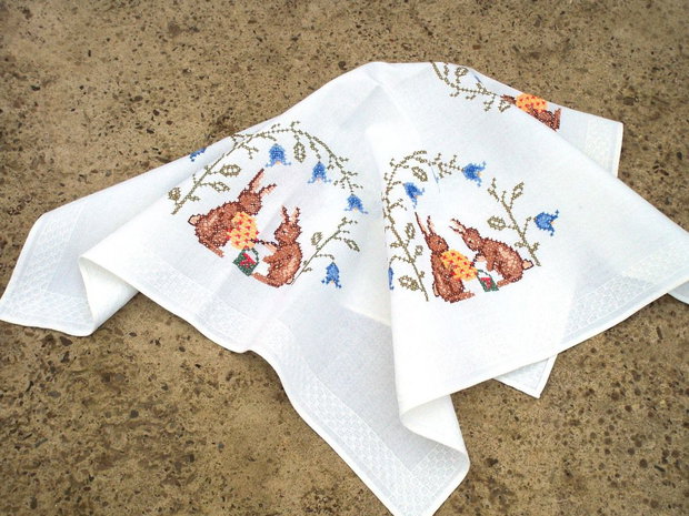 Broderie 1-81