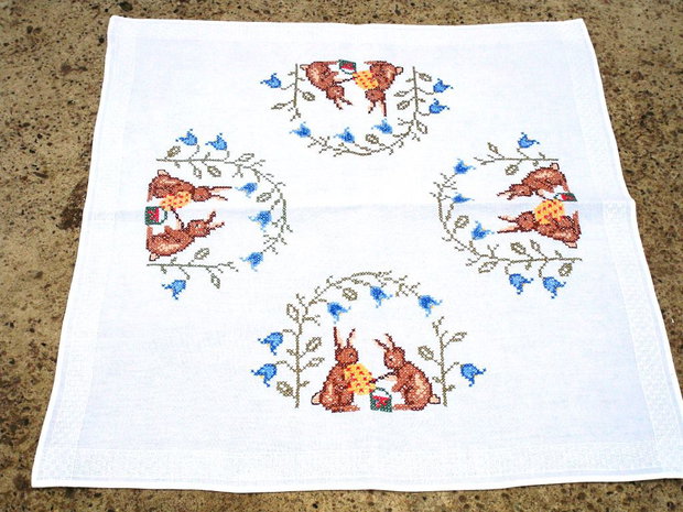 Broderie 1-81