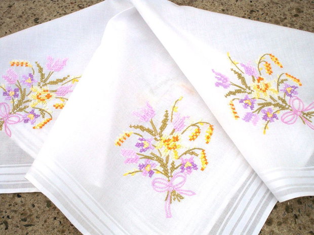 Broderie 1-82