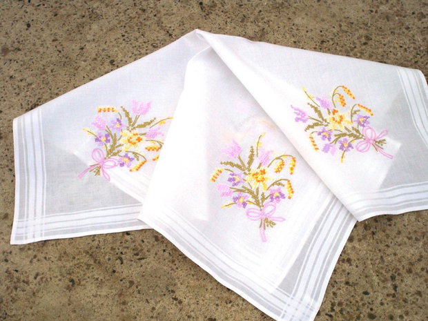 Broderie 1-82
