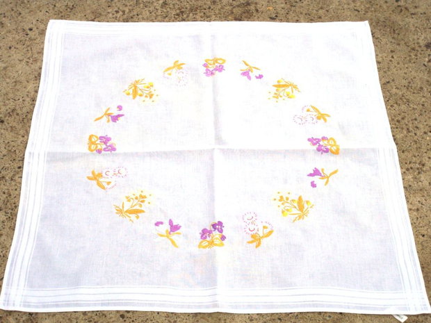 Broderie 1-83