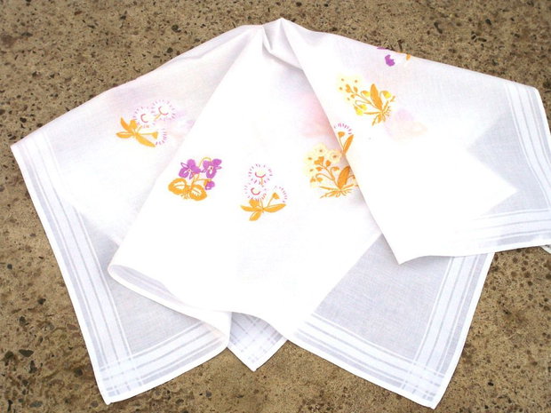 Broderie 1-83