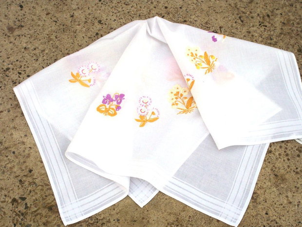 Broderie 1-83
