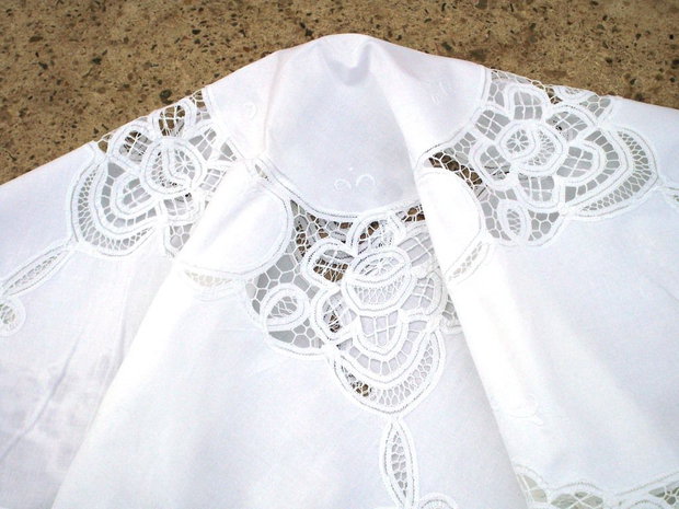 Broderie 1-85