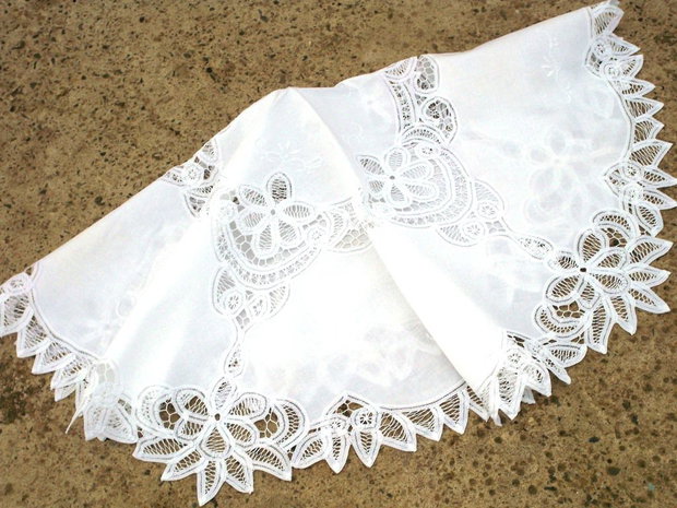 Broderie 1-86
