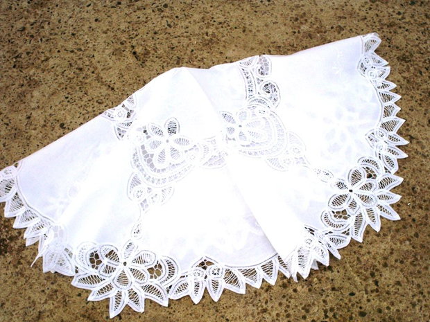 Broderie 1-86