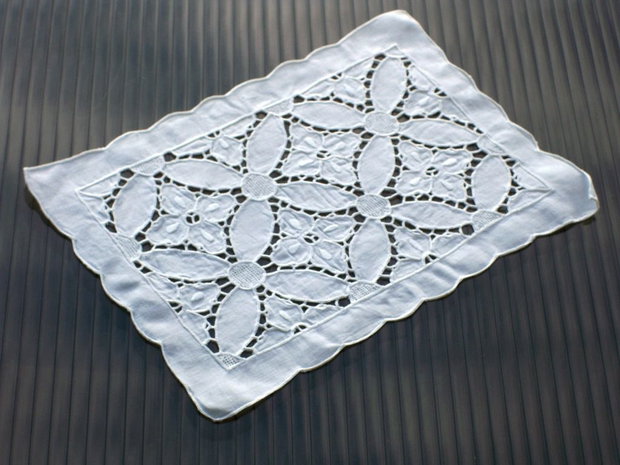 Broderie 1-94